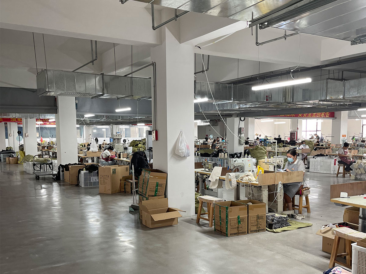 Factory floor at Yuchen Hat Co., Ltd.